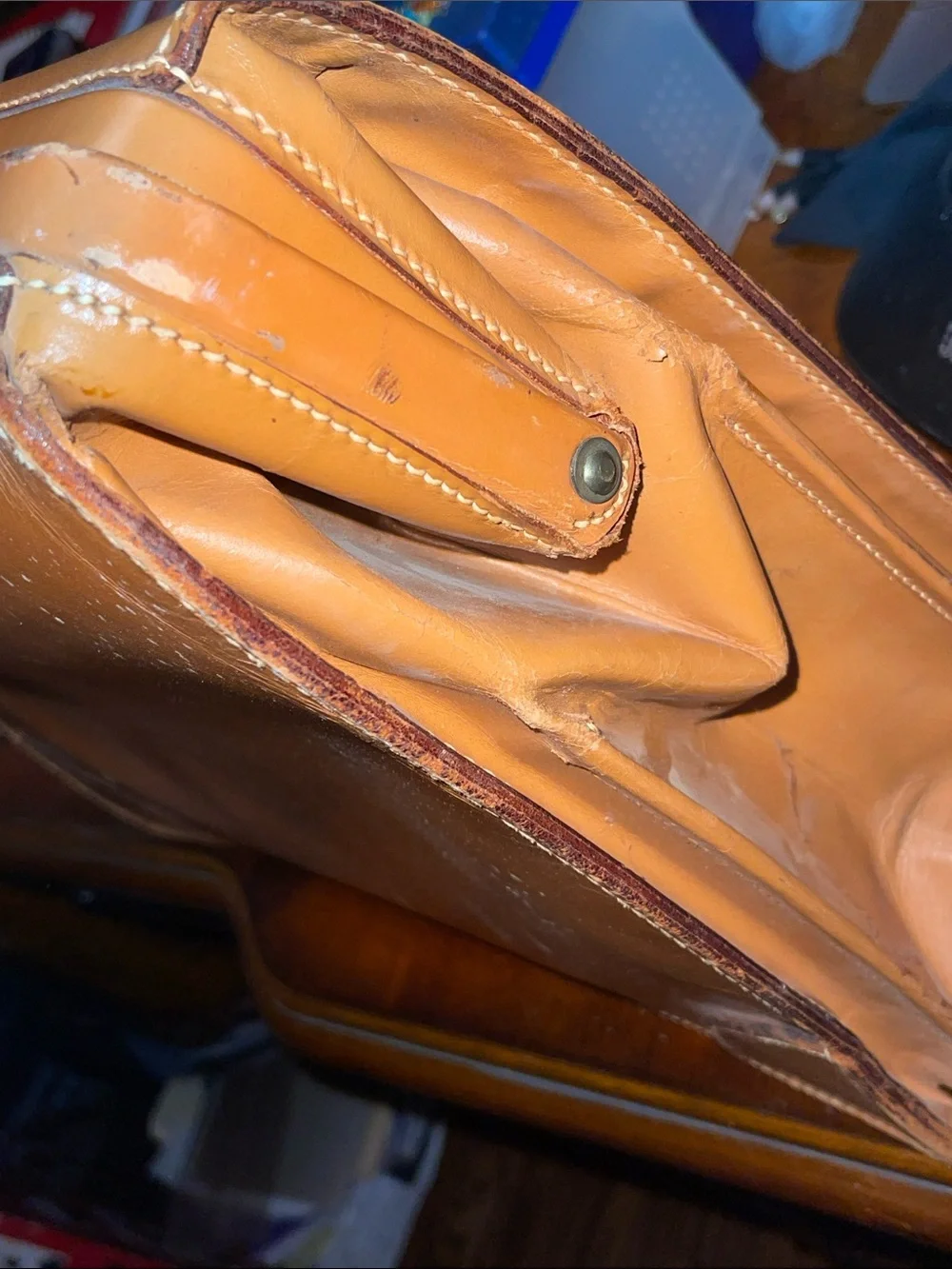 Vintage Atlas-Classic Men's Tan Leather Briefcase with Top Handle